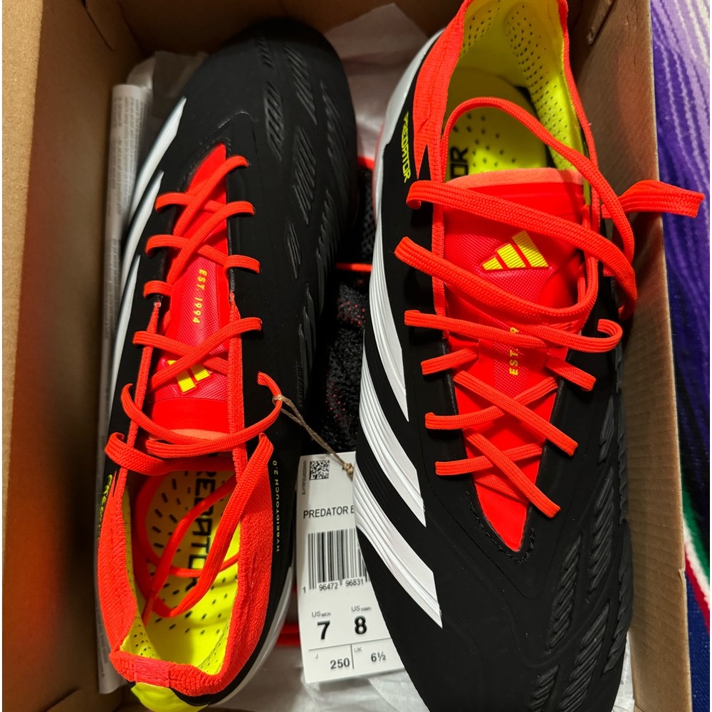 Adidas Predator Elite FG Soccer Cleats - US Men’s 7 size - US Women’s 8 size